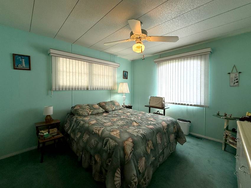 31 Center Rd a Palmetto, FL Mobile or Manufactured Home for Sale